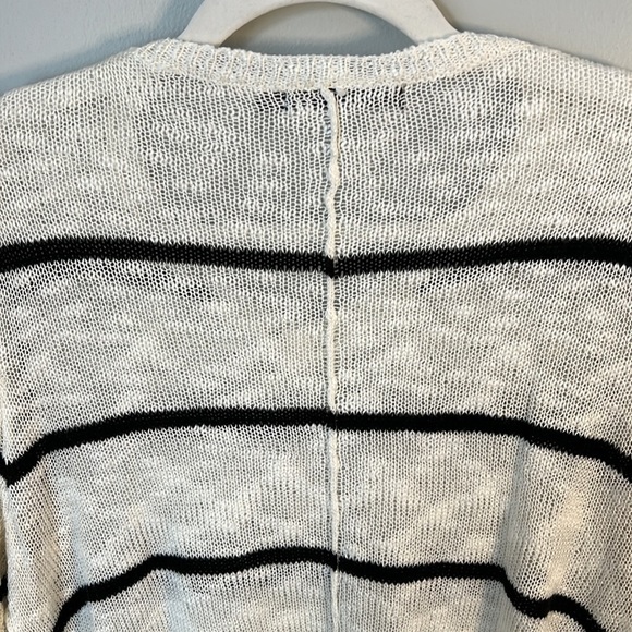Doe & Rae V-Neck Striped Sweater / Size L - Picture 7 of 7